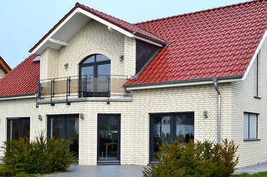 Jak mądrze wybrać pokrycie dachowe?