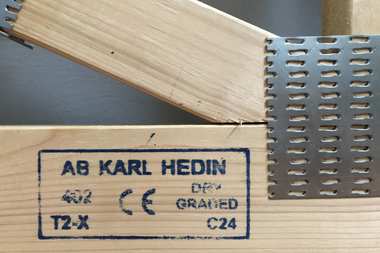 Drewno na więźbę - tajemniczy symbol „C”