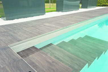 Gres w szlachetnej odsłonie – płyty Libet ceramic z efektem drewna