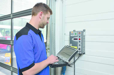 Hörmann Polska uruchamia całodobową infolinię serwisową 