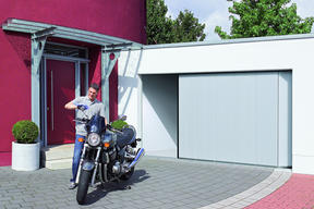 Nowa konstrukcja do nietypowych garaży. Boczna brama segmentowa HST firmy Hörmann.