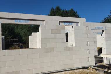Łatwiejsza budowa z betonem komórkowym SOLBET
