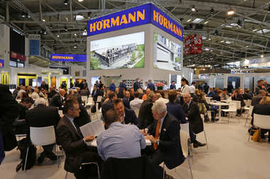 Prawdziwy design i sztuczna inteligencja. Hörmann na targach BAU 2019