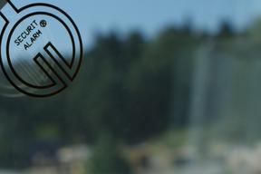 Alarm ukryty w szkle – SGG Securit Alarm