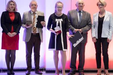 Dwie statuetki TopBuilder 2022 dla marek RIGIPS, ISOVER, WEBER