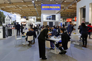 Hörmann na targach BUDMA 2020 Większe stoisko, rekordowa liczba nowości i Złotych Medali 