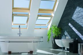 Odporne na wilgoć uchylno – obrotowe okna dachowe