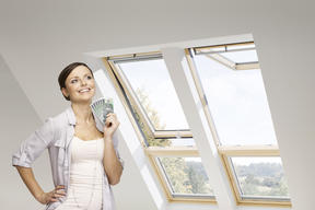 Gotówka i bilety wpadają przez okna VELUX