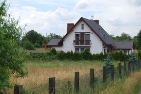 "Rodzina na swoim" - przeprowadza się do domów