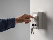 Zestaw bezpieczeństwa zamontowany od środka, sterowany za pomocą kluczyka