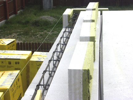 Element docieplenia wieńca w systemie YTONG