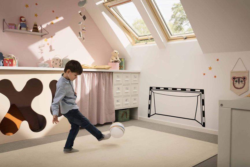 Trzyszybowe okno dachowe VELUX GLL B