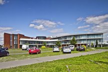 Hotel Blue Diamond - widok od strony wewnętrznej działki, fot. Röben